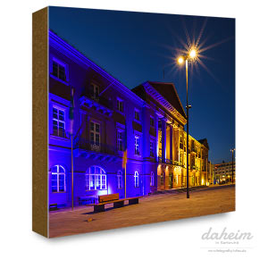 Beleuchtung des Rathauses Karlsruhe in den Farben der Ukraine