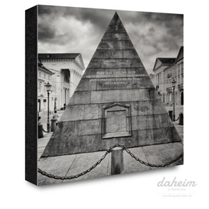 Pyramide auf dem Marktplatz Karlsruhe